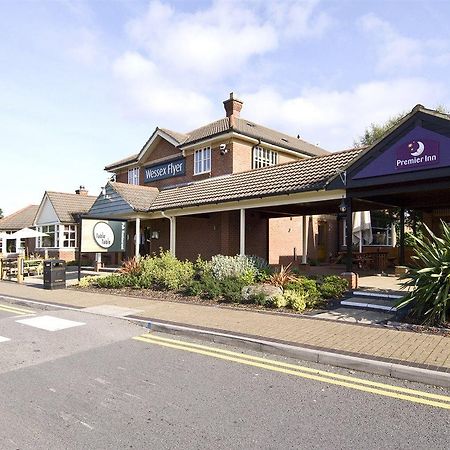 Premier Inn Bristol South 외부 사진